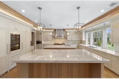 104 Chestnut Ridge Rd, Saddle River, NJ 07458 - Photo 6