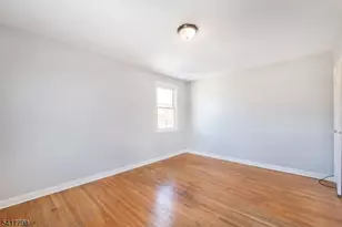 23 N Carpenter Terrace, Belleville, NJ 07109 - Photo 8