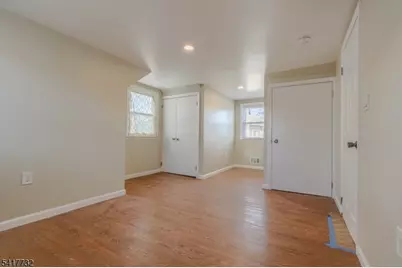 15-17 Crown St, Newark, NJ 07106 - Photo 10