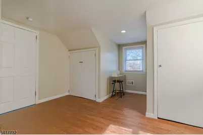 15-17 Crown St, Newark, NJ 07106 - Photo 8