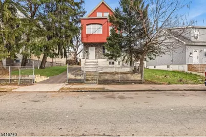 166 Maple Ave, Irvington, NJ 07111 - Photo 2