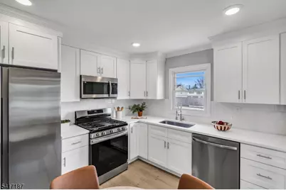 525 Trinity St, Plainfield, NJ 07063 - Photo 8