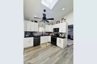 44 Budd Lake Heights Rd, Mount Olive, NJ 07828 - Photo 4