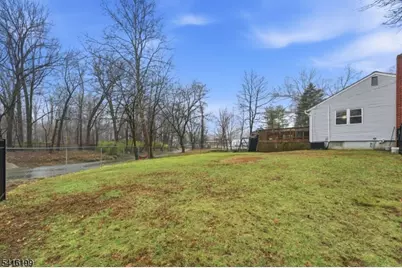 30 Arden Rd, Livingston, NJ 07039 - Photo 34