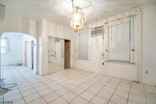 390 Lafayette St, Newark, NJ 07105 - Photo 6