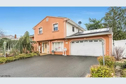 8 Monaghan Rd, Edison, NJ 08817 - Photo 2