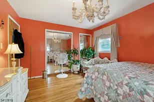 8 Monaghan Rd, Edison, NJ 08817 - Photo 18