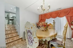 8 Monaghan Rd, Edison, NJ 08817 - Photo 8