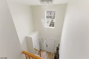 17 Edith Dr, Franklin Township, NJ 08873 - Photo 14