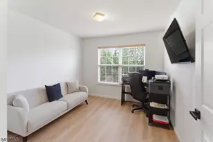 17 Edith Dr, Franklin Township, NJ 08873 - Photo 20