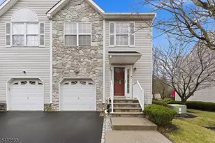 17 Edith Dr, Franklin Township, NJ 08873 - Photo 2