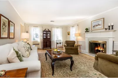 1 Kingwood Dr, Little Falls Township, NJ 07424 - Photo 16