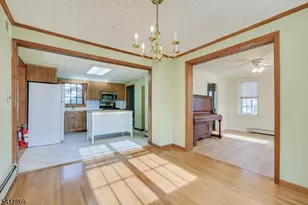 400 Olive St, Branchburg Township, NJ 08853 - Photo 10