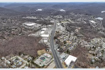 1432 State Rt 23, Butler, NJ 07405 - Photo 4