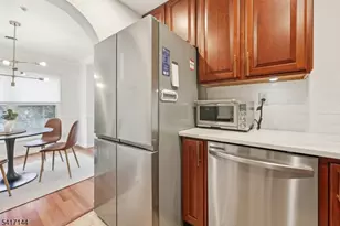 91 Roseland Ave, Caldwell Boro Twp., NJ 07006 - Photo 12