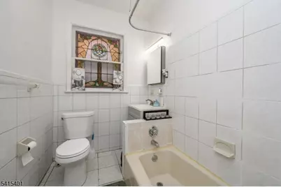 1053 Hunterdon St, Newark, NJ 07112 - Photo 10