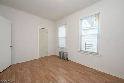 1053 Hunterdon St, Newark, NJ 07112 - Photo 26