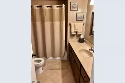 50 Castle Ridge Dr, East Hanover Township, NJ 07936 - Photo 6