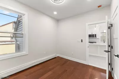 633 Lafayette Ave, Hawthorne, NJ 07506 - Photo 18