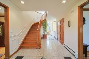 19 Dave Espie Way, Wayne, NJ 07470 - Photo 6