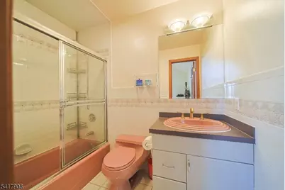 19 Dave Espie Way, Wayne, NJ 07470 - Photo 38