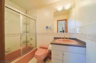 19 Dave Espie Way, Wayne, NJ 07470 - Photo 38