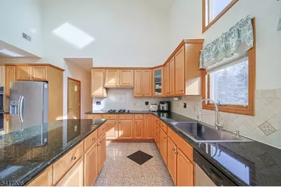 19 Dave Espie Way, Wayne, NJ 07470 - Photo 18