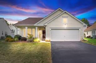 29 Stafford Ln, White Township, NJ 07823 - Photo 1