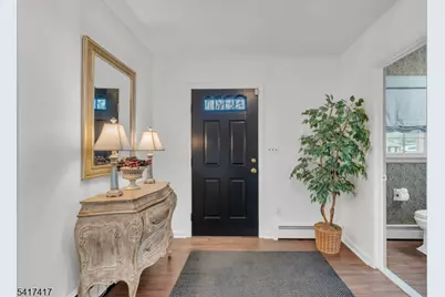 151 Kingwood Dr, Little Falls Township, NJ 07424 - Photo 8