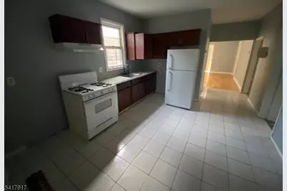 818 S 18th St #2, Newark, NJ 07108 - Photo 6