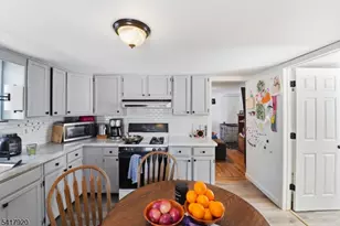 206 Ann St, Millstone Borough, NJ 08844 - Photo 24