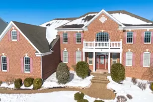 4 Heitz Ln, Hillsborough Township, NJ 08844 - Photo 2