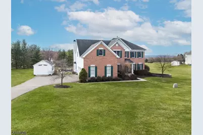 16 Steeplechase Lane, Franklin Township, NJ 08802 - Photo 1
