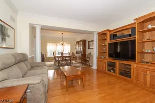 16 Steeplechase Ln, Franklin Township, NJ 08802 - Photo 10