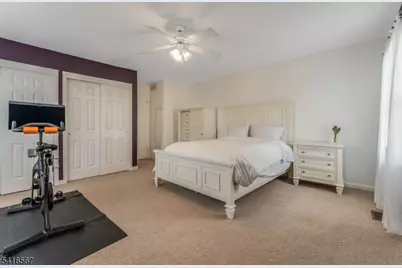 34 Aberdeen Circle, Raritan Township, NJ 08822 - Photo 24