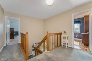 34 Aberdeen Circle, Raritan Township, NJ 08822 - Photo 18