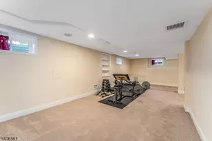 34 Aberdeen Circle, Raritan Township, NJ 08822 - Photo 32