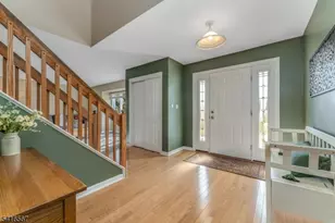 34 Aberdeen Circle, Raritan Township, NJ 08822 - Photo 2