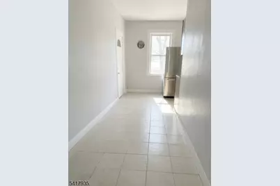 33 Ryerson Ave, Paterson, NJ 07502 - Photo 4