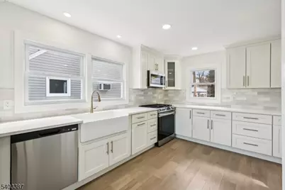 2 Guenter St, Butler, NJ 07405 - Photo 2