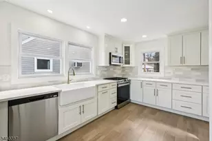 2 Guenter St, Butler, NJ 07405 - Photo 2