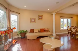 53 Princeton Ave, Woodbridge Township, NJ 07067 - Photo 4