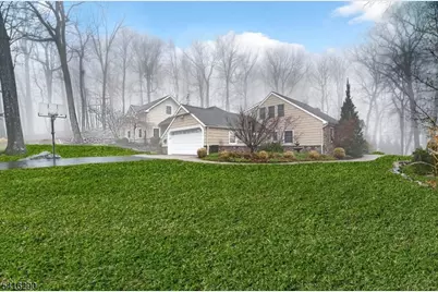 8 Hemlock Ln, Kinnelon, NJ 07405 - Photo 28