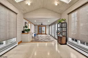 8 Hemlock Ln, Kinnelon, NJ 07405 - Photo 8