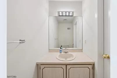 250 Ridgedale Ave #1, Florham Park, NJ 07932 - Photo 16