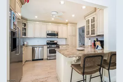 15 Windemere Rd, Verona, NJ 07044 - Photo 10