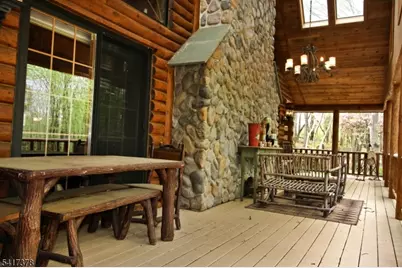 31 Kent Rd, Hampton Township, NJ 07860 - Photo 4