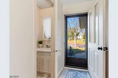 23 Manchester Rd, Raritan Township, NJ 08822 - Photo 2