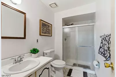 23 Manchester Rd, Raritan Township, NJ 08822 - Photo 10