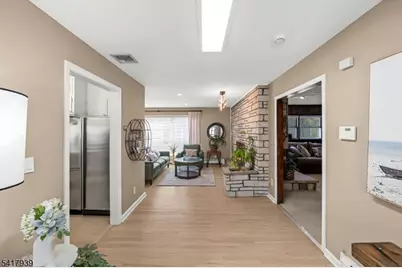 304 River Rd, East Hanover Township, NJ 07936 - Photo 8